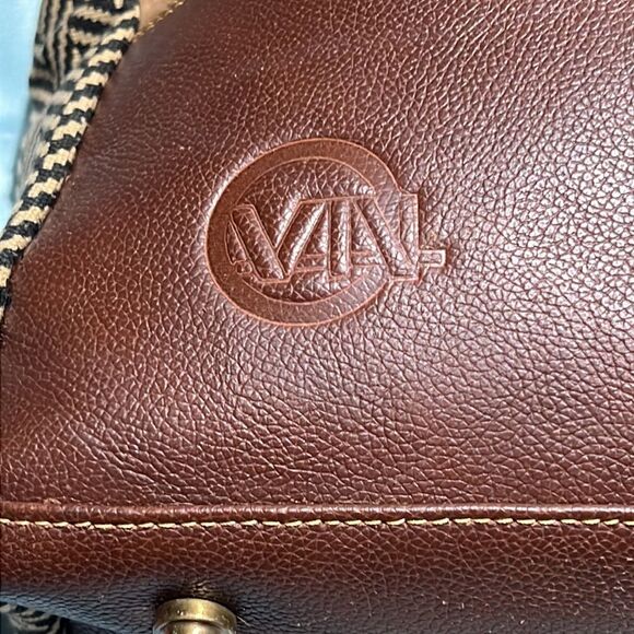 VAAN & CO. Tote Shoulder Bag!! - Picture 5 of 9